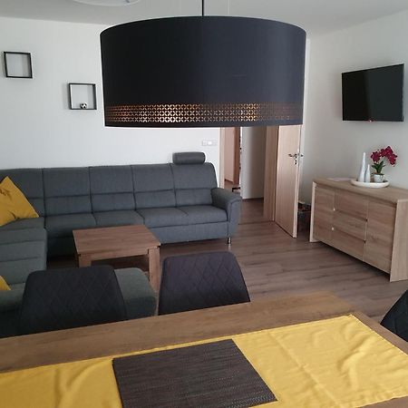 Novy Apartman V Arealu Wellness Hotelu Frymburk Dış mekan fotoğraf