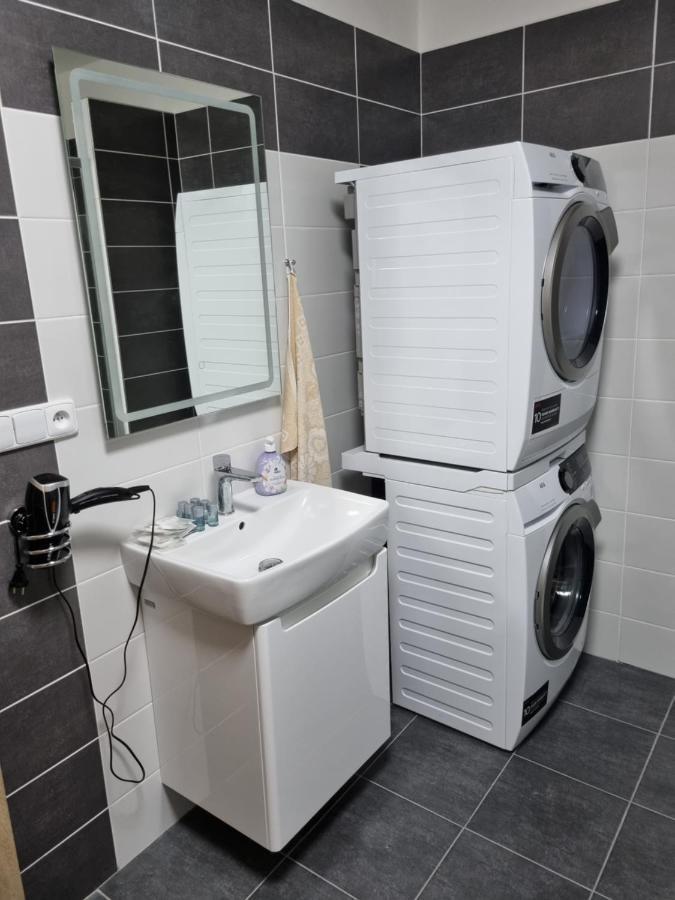 Novy Apartman V Arealu Wellness Hotelu Frymburk Dış mekan fotoğraf