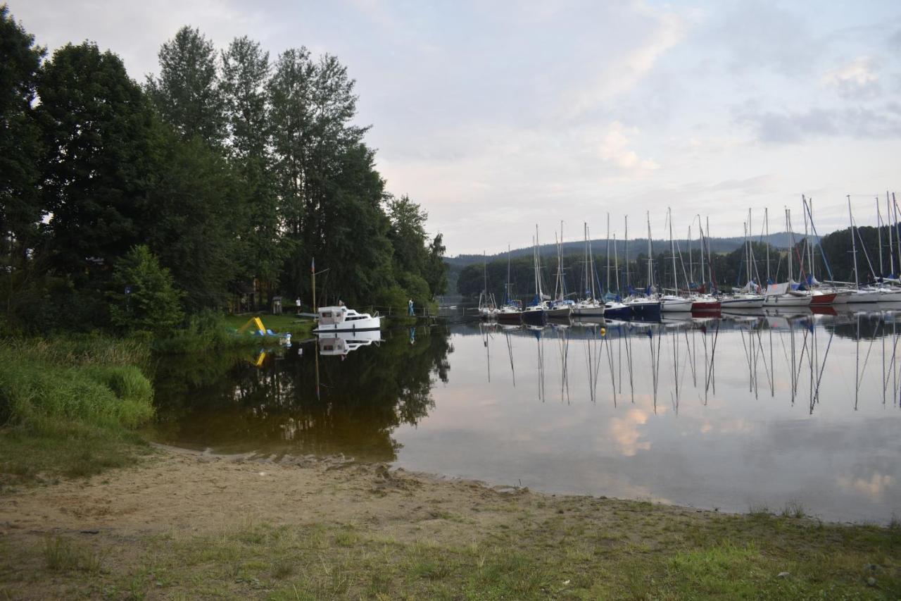 Novy Apartman V Arealu Wellness Hotelu Frymburk Dış mekan fotoğraf